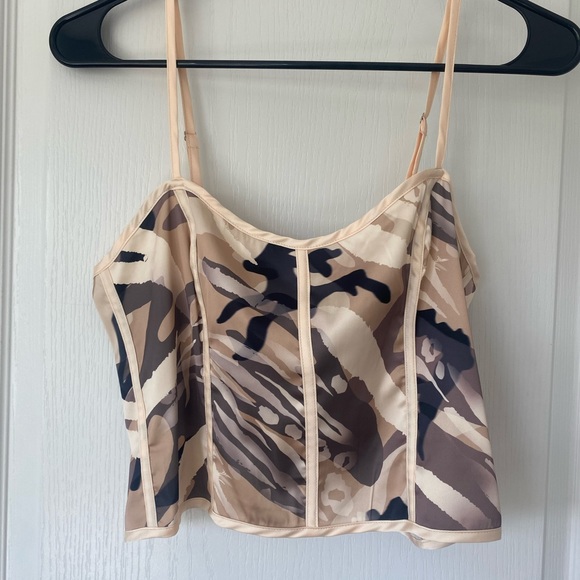 I.AM.GIA Evanthe Top - Picture 2 of 2